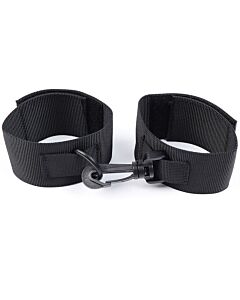 Sinnliche Handschellen Ohmama