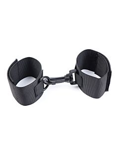 Sinnliche Handschellen Ohmama