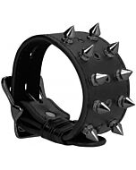 Autsch! Schädel und Knochen. Armband mit Spikes schwarz