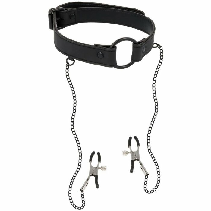 Fetisch devoter Ringknebel mit Nippelklemmen