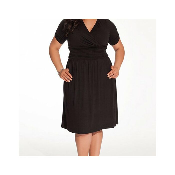 anet schwarzen Kleid