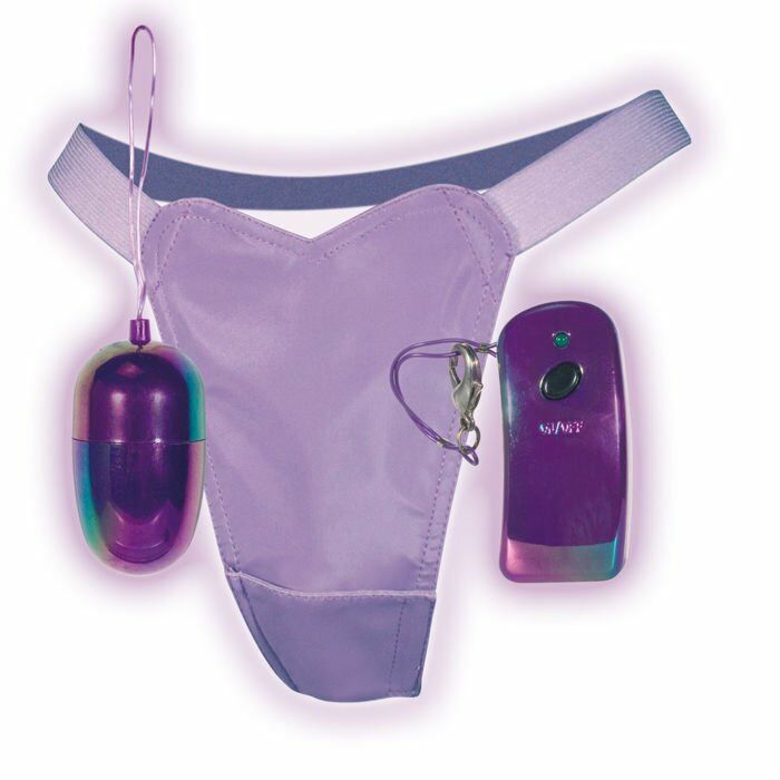 Drahtloser Ei-Liebe mit Tanga und minipene